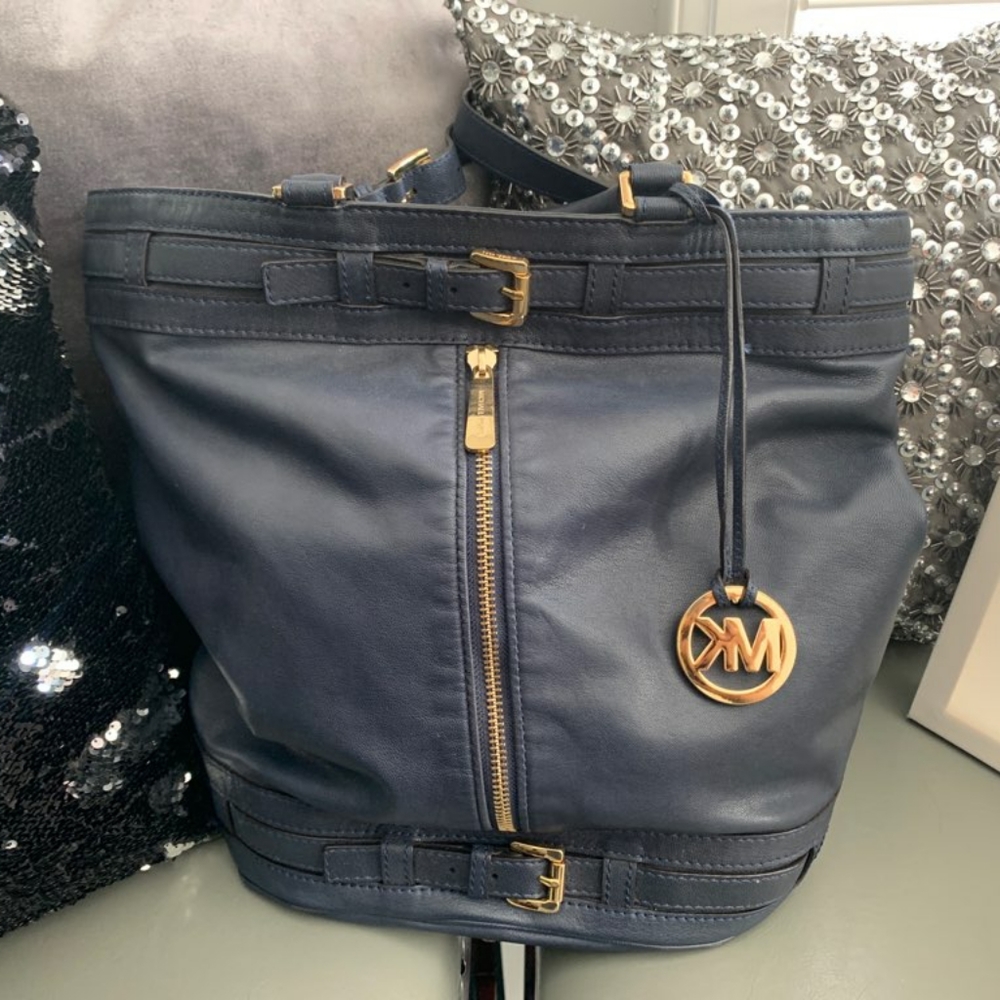 MK Woman's Handbag 👜MUST GO CLOSET CLEARANCE